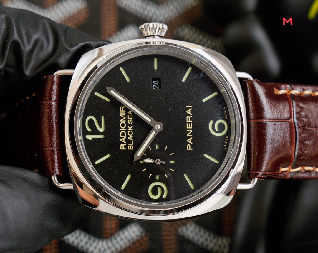 RADIOMIR BLACK SEAL 44MM STAINLESS STEEL BLACK DIAL