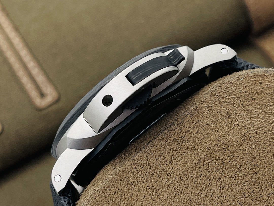 LUMINOR MARINA 44MM PAM 1662