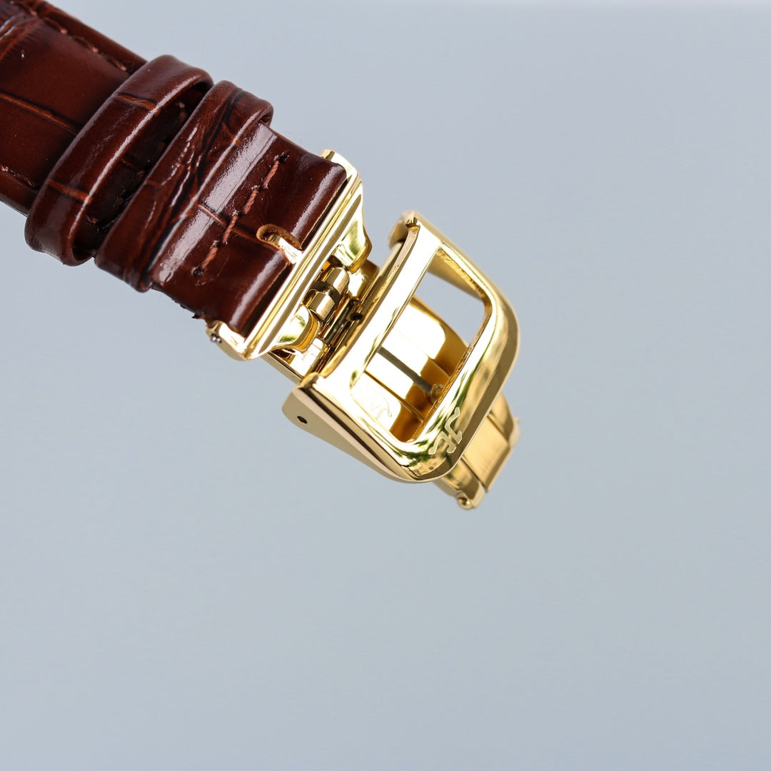 JAEGER POLARIS GEOGRAPHIC YELLOW GOLD CASE