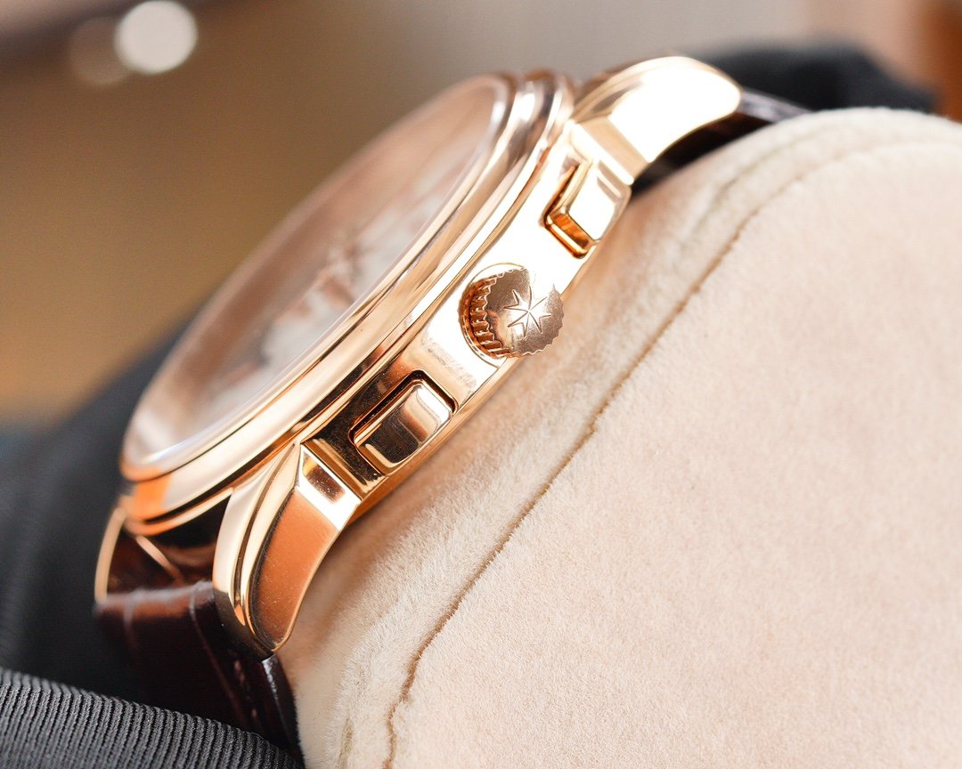 VACHERON ANNUAL CALENDAR LEATHER STRAP