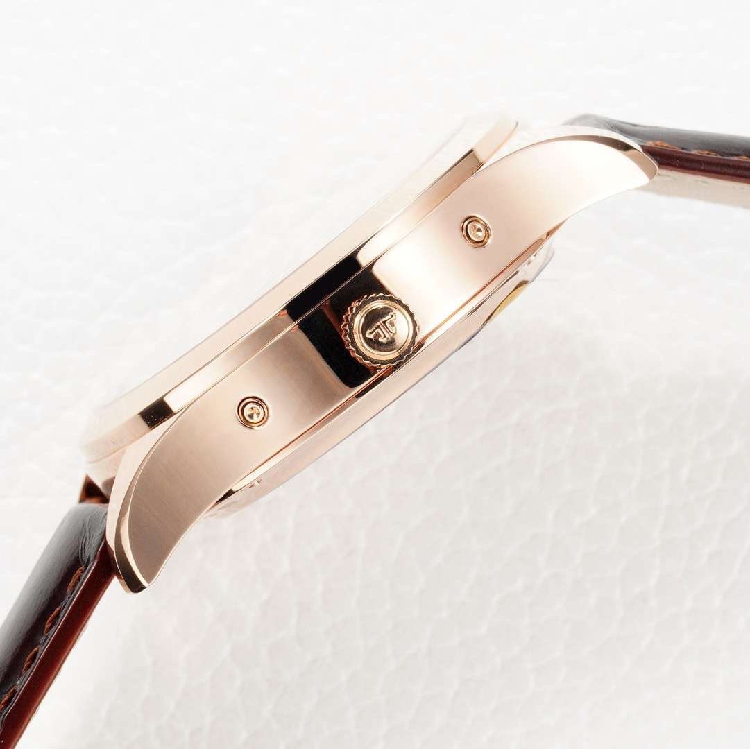 JAEGER TRIPLE DATE ROSE GOLD CAE