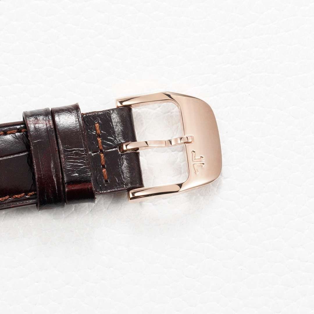 JAEGER TRIPLE DATE ROSE GOLD CAE