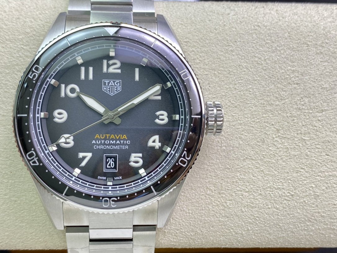 AUTAVIA AUTOMATIC CALIBRE 5 STAINLESS STEEL BLACK DIAL