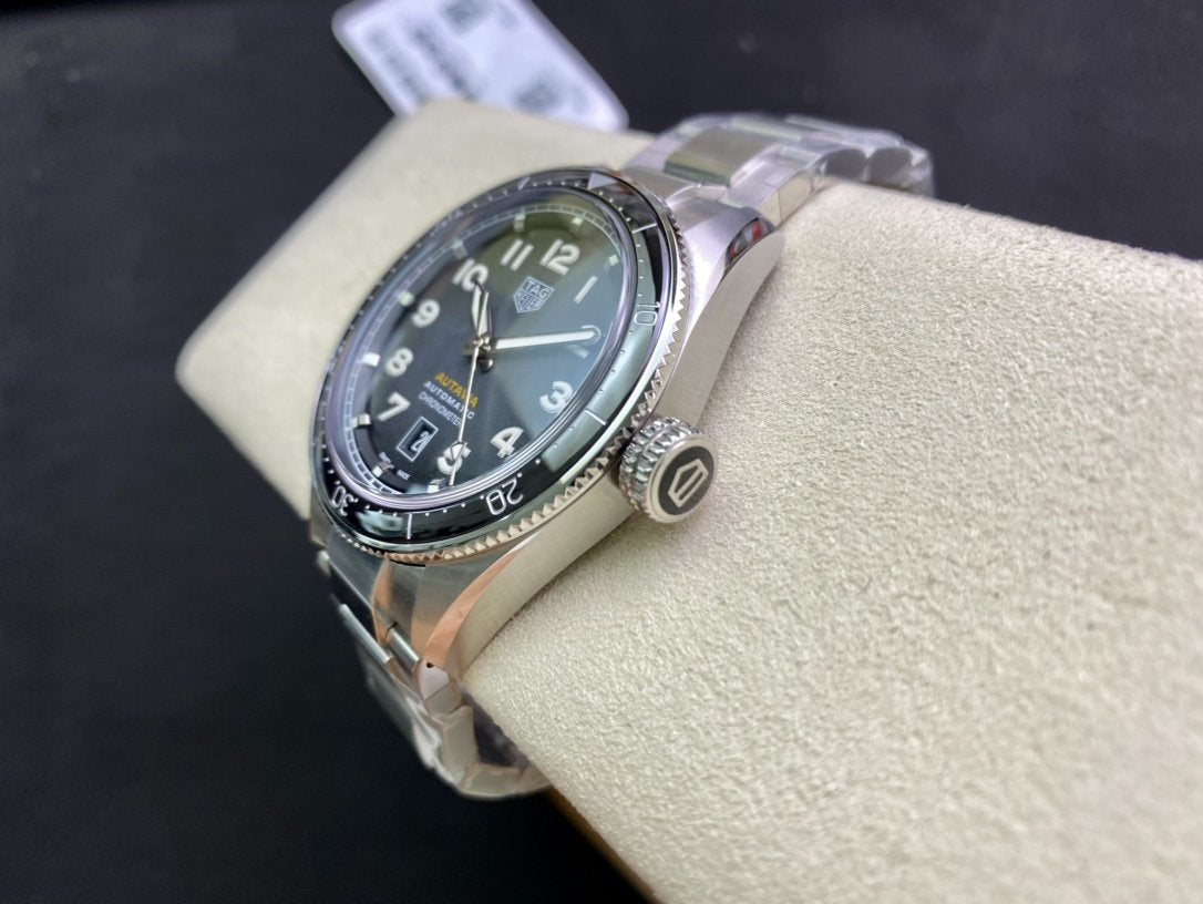 AUTAVIA AUTOMATIC CALIBRE 5 STAINLESS STEEL BLACK DIAL