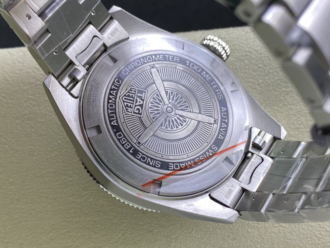 AUTAVIA AUTOMATIC CALIBRE 5 STAINLESS STEEL BLACK DIAL