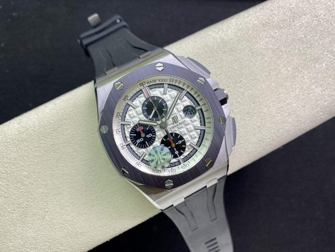 BLACK ROYAL OAK OFFSHORE CHRONOGRAPH BLACK CERAMIC WHITE DIAL