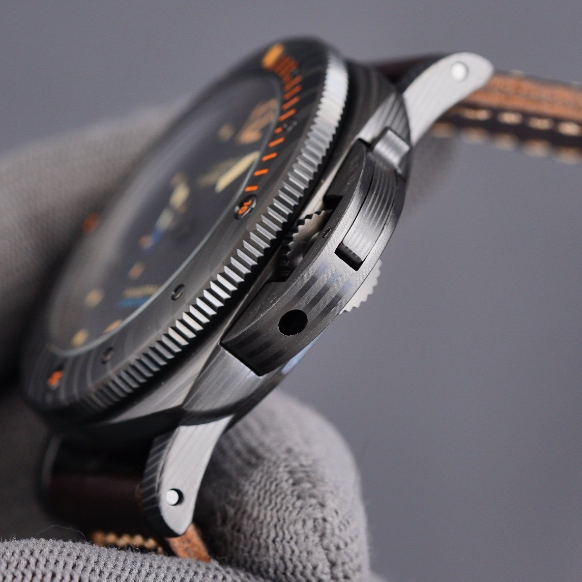 SUBMERSIBLE CARBONTECH 47MM