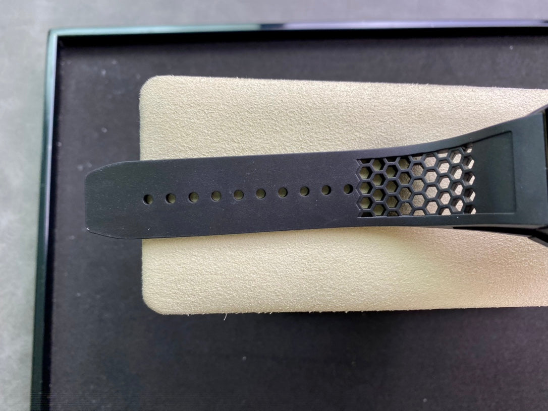 RICHARD RM027-RN