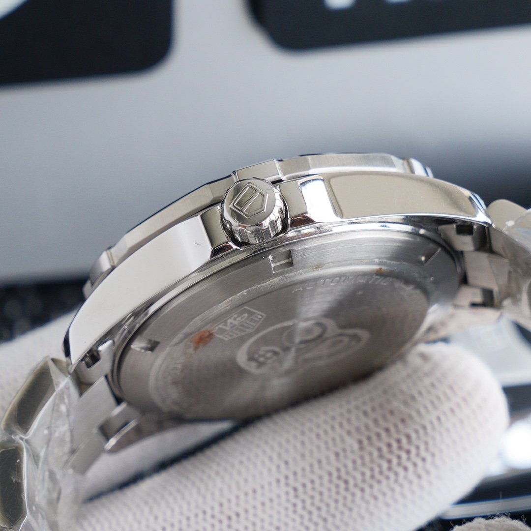 AQUARACER 300M STAINLESS STEEL
