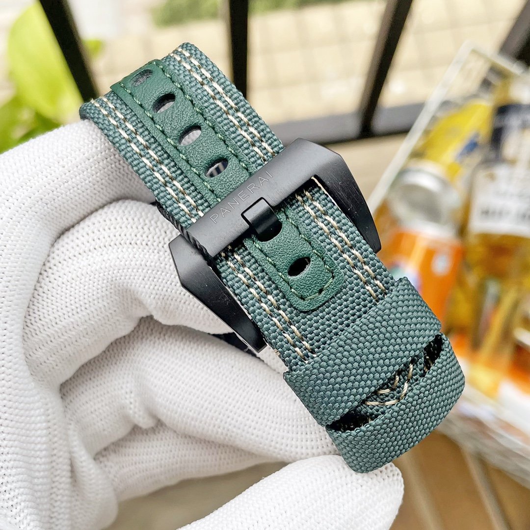 MARINA 1950 3 DAYS CARBOTECH GREEN DIAL