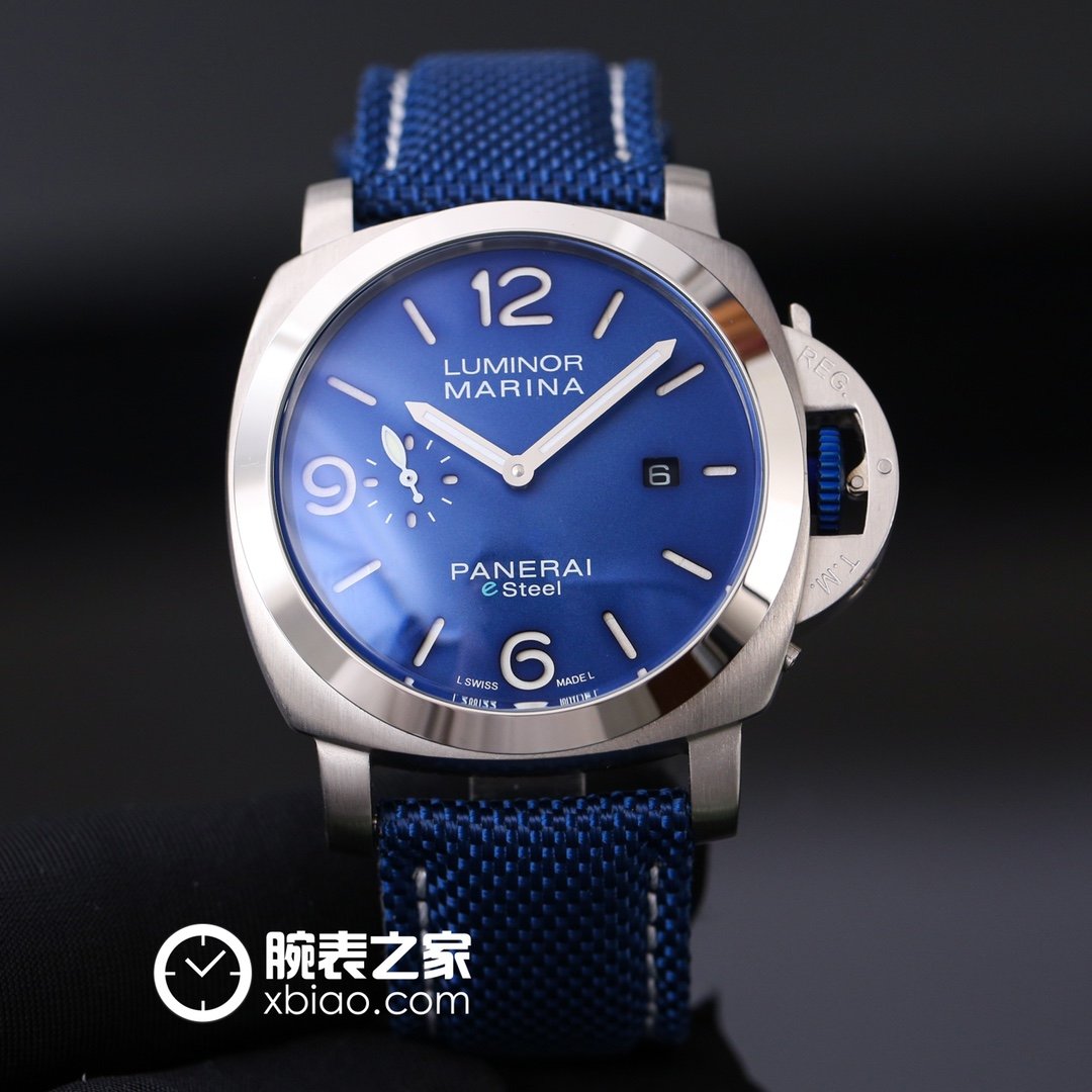 LUMINOR MARINA 44MM STEEL CASE LEATHER