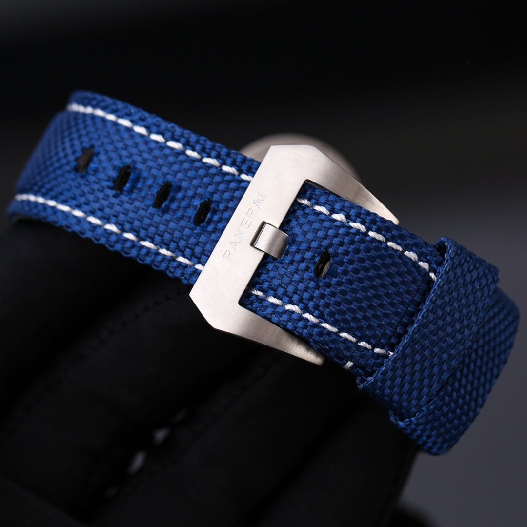 LUMINOR MARINA 44MM STEEL CASE LEATHER