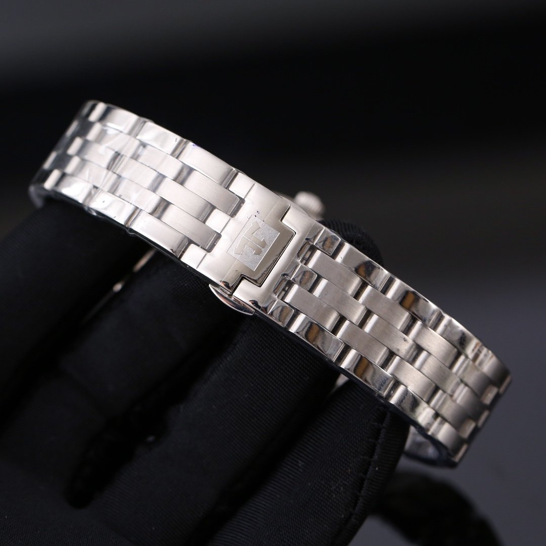 JAEGER MASTER ULTRA THIN DATE 39MM