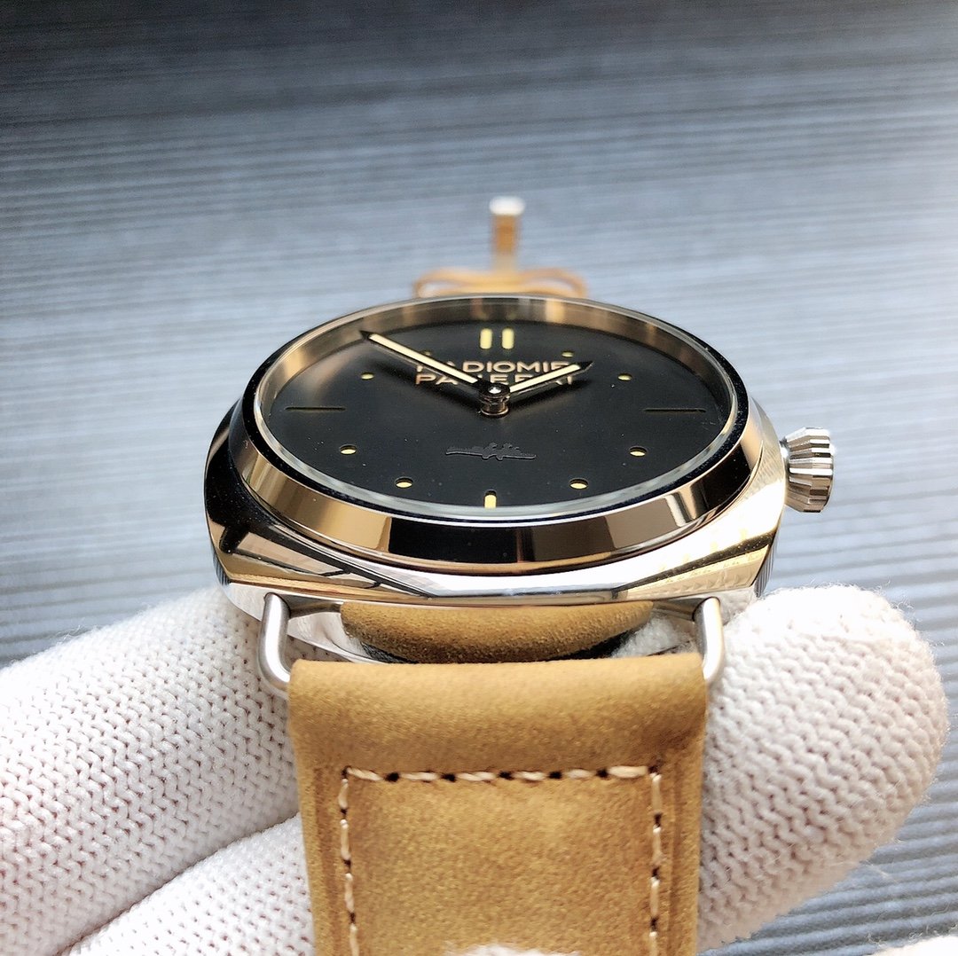 RADIOMIR 3 DAYS 44MM BLACK DIAL