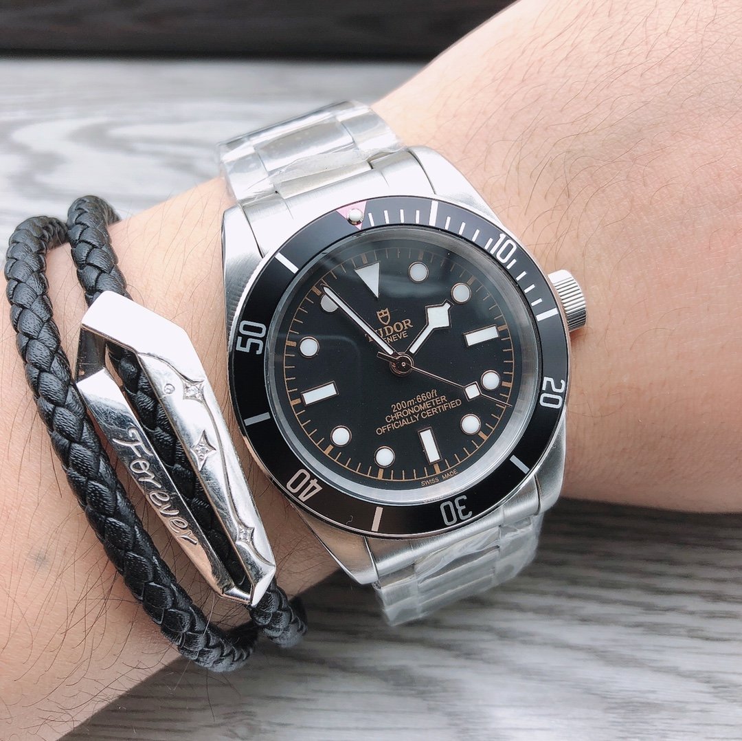 BLACK BAY 41MM BLACK BEZEL