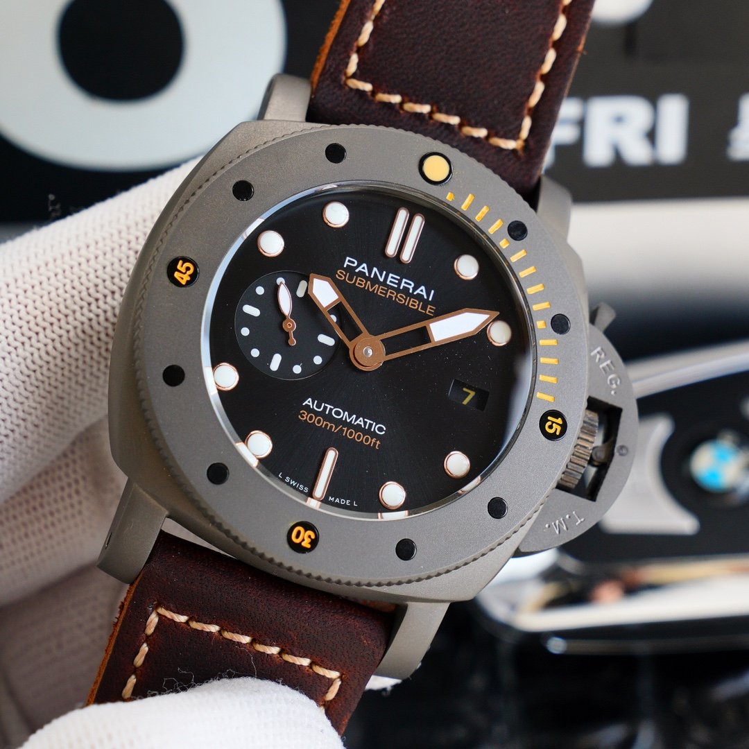 LUMINOR SUBMERSIBLE 44MM 1950 3 DAYS BMG TECH BLACK DIAL