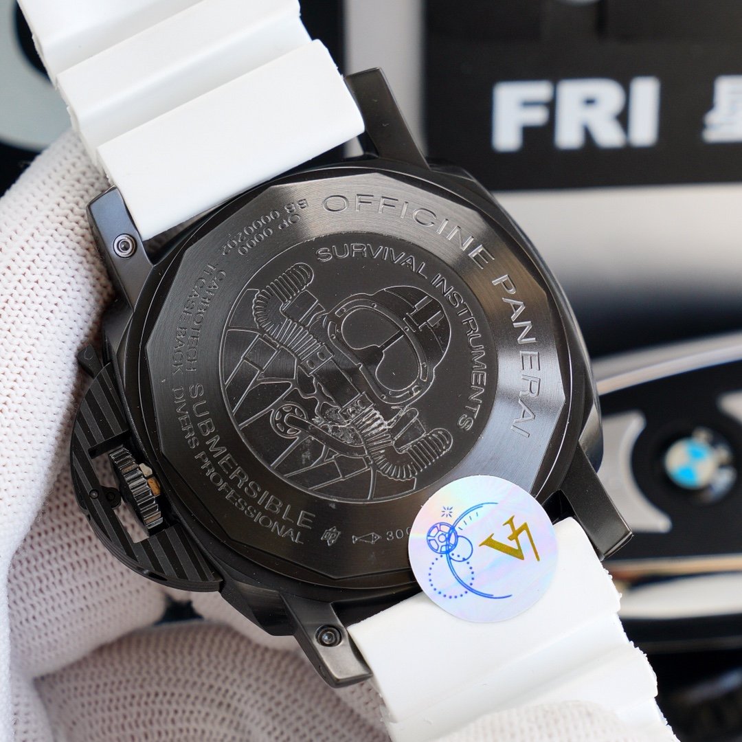 LUMINOR SUBMERSIBLE 44MM 1950 3 DAYS CARBON