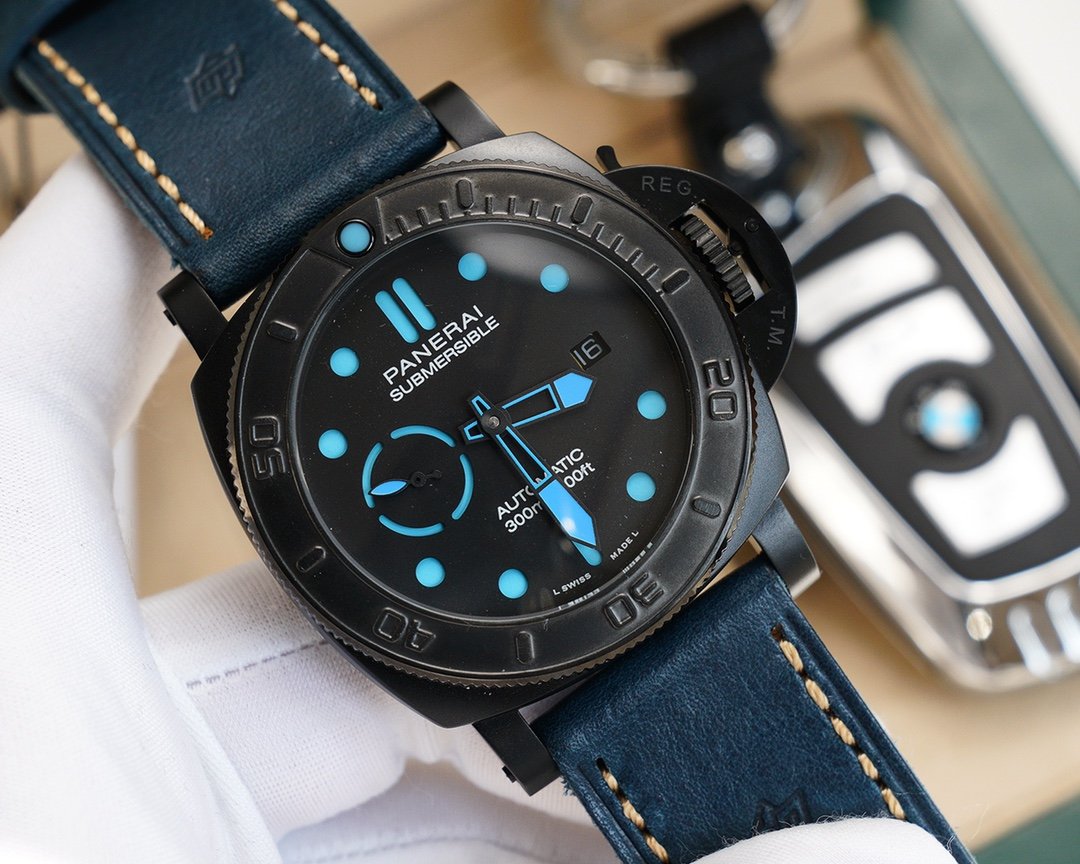 SUBMERSIBLE MIKE HORN 47MM BLACK BLUE DIAL