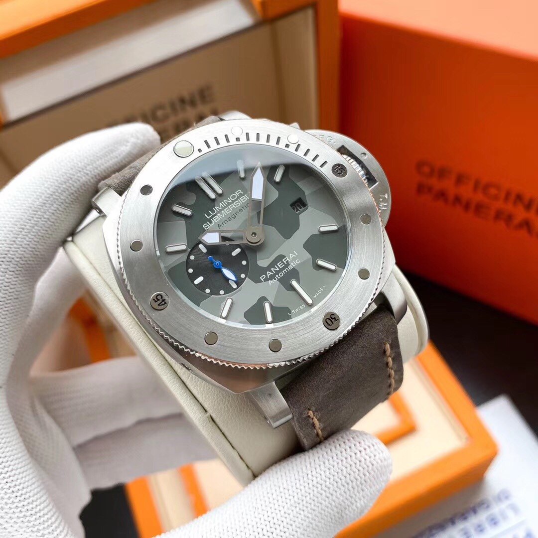 LUMINOR SUBMERSIBLE 44MM STEEL CASE CAMO DIAL