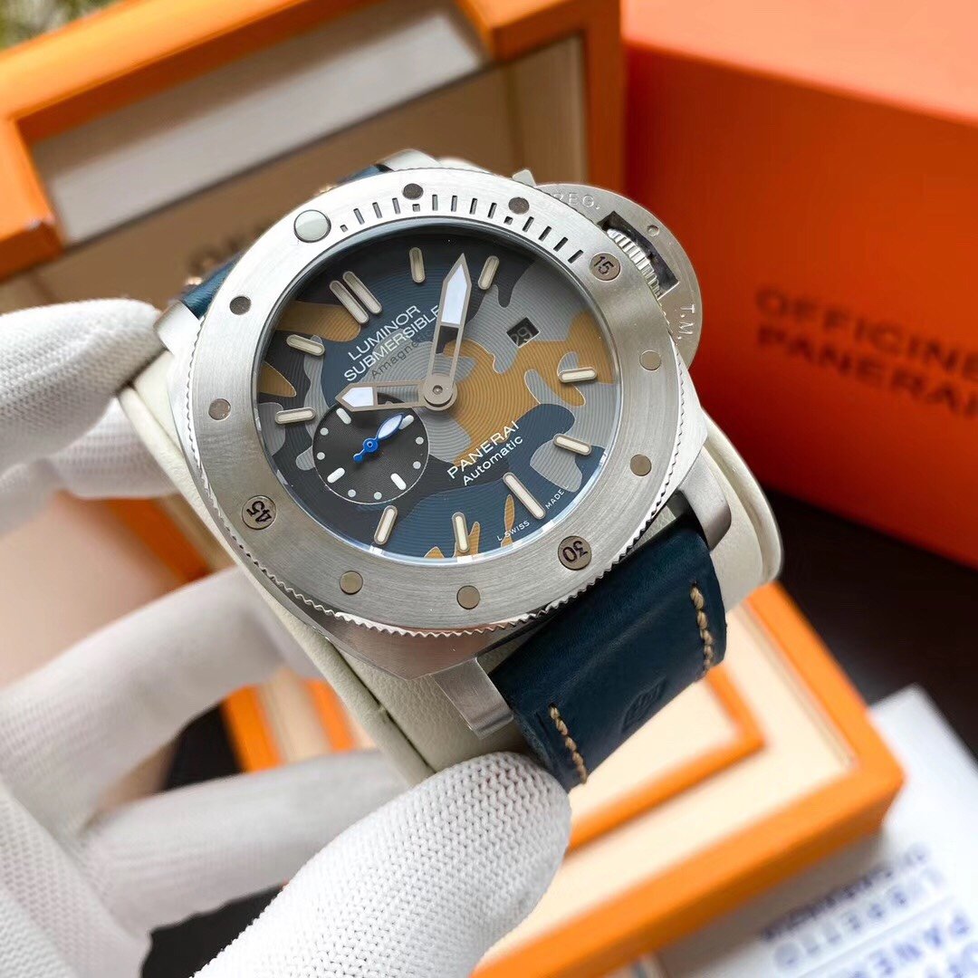 LUMINOR SUBMERSIBLE 44MM STEEL CASE CAMO DIAL