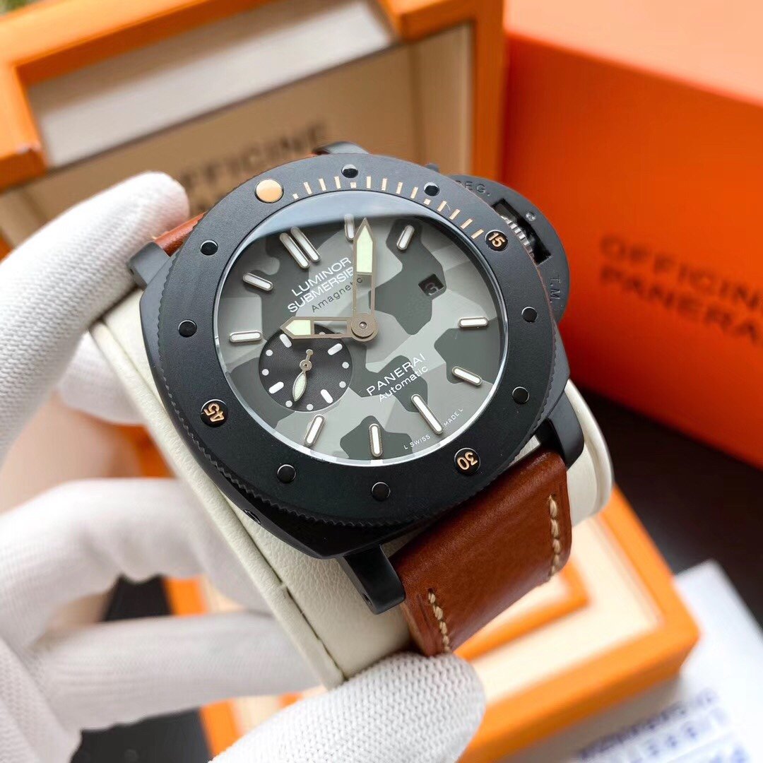 LUMINOR SUBMERSIBLE 44MM STEEL CASE CAMO DIAL