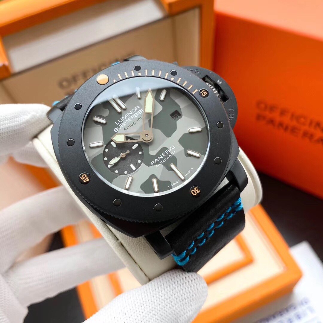 LUMINOR SUBMERSIBLE 44MM STEEL CASE CAMO DIAL