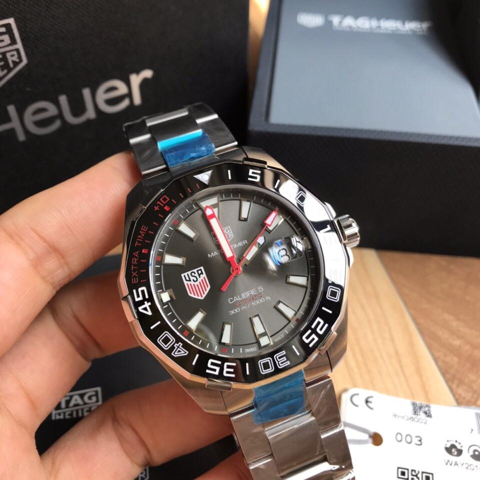 AQUARACER CALIBRE 5 41MM USA