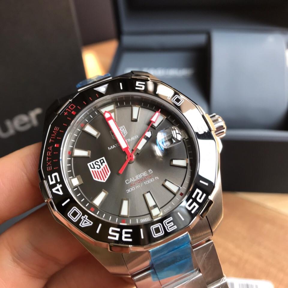 AQUARACER CALIBRE 5 41MM USA