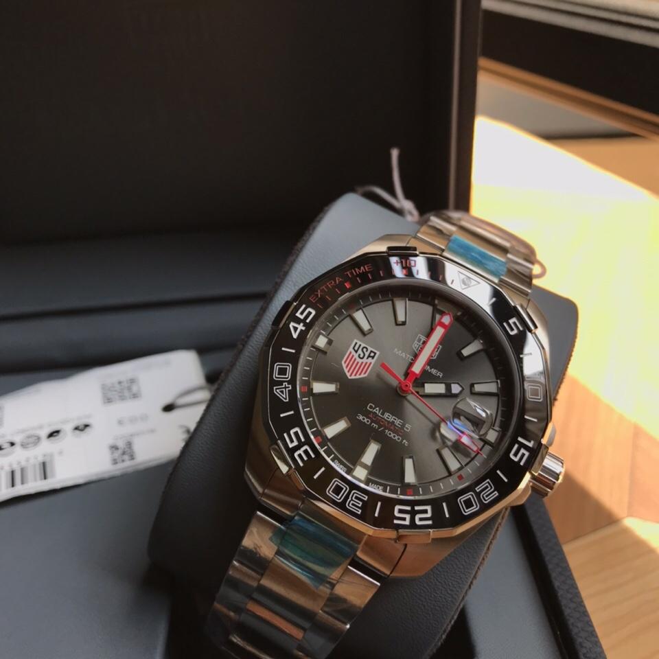 AQUARACER CALIBRE 5 41MM USA