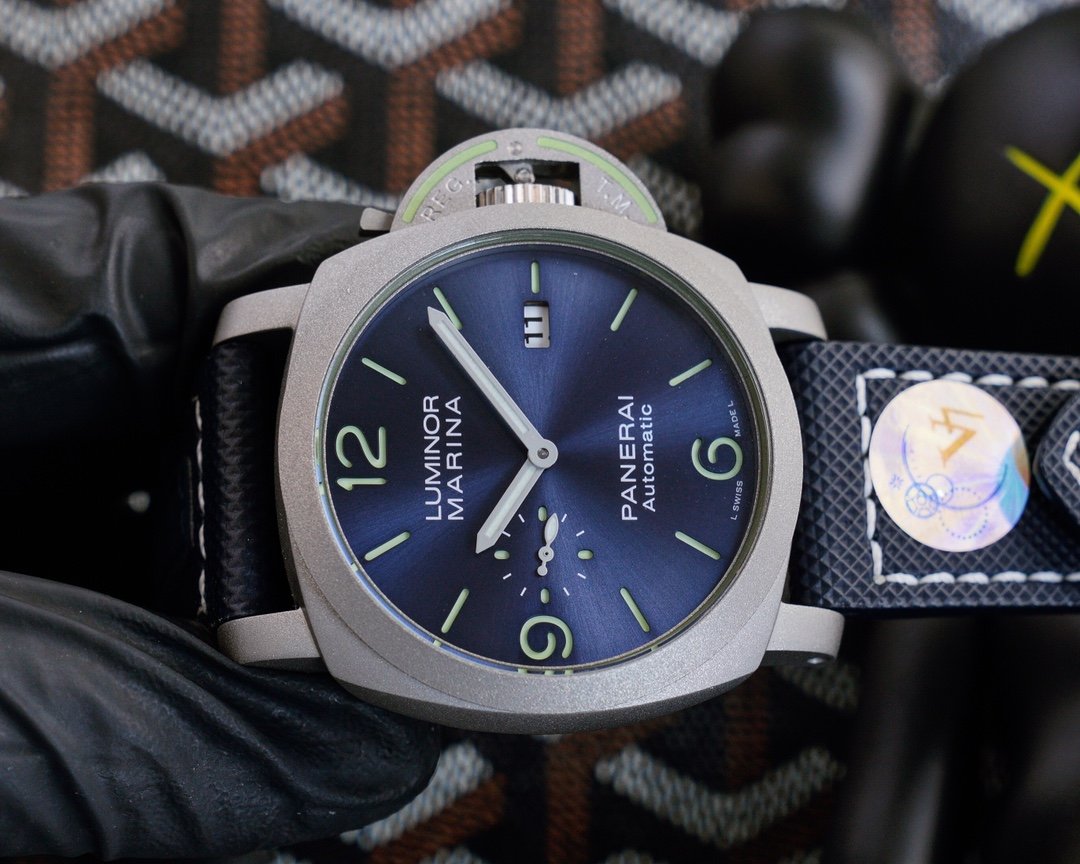 LUMINOR MARINA 44MM CARBONTECH BLUE DIAL