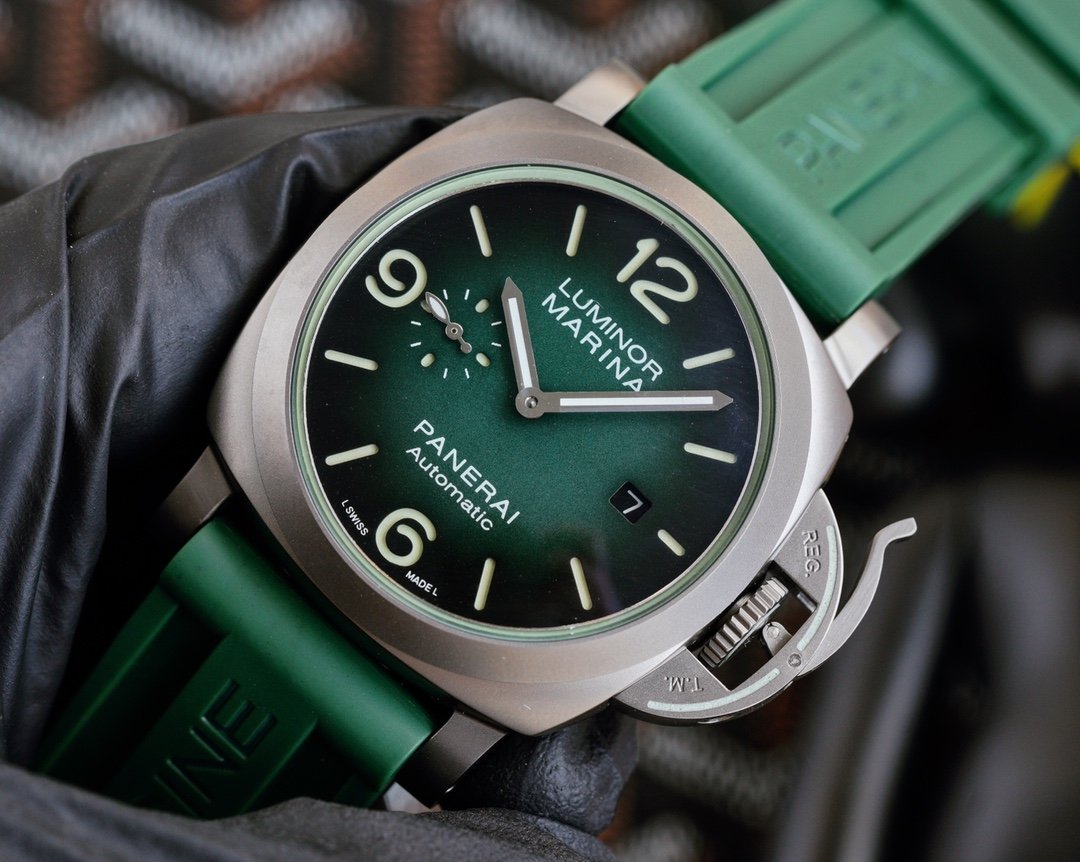 LUMINOR 1950 3 DAYS 44MM STEEL CASE DEEP GREEN DIAL