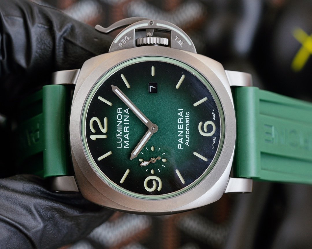 LUMINOR 1950 3 DAYS 44MM STEEL CASE DEEP GREEN DIAL
