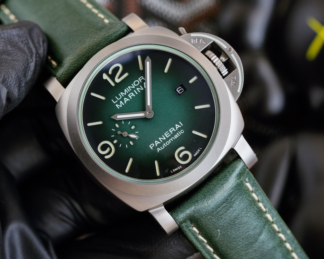 LUMINOR 1950 3 DAYS 44MM STEEL CASE DEEP GREEN DIAL