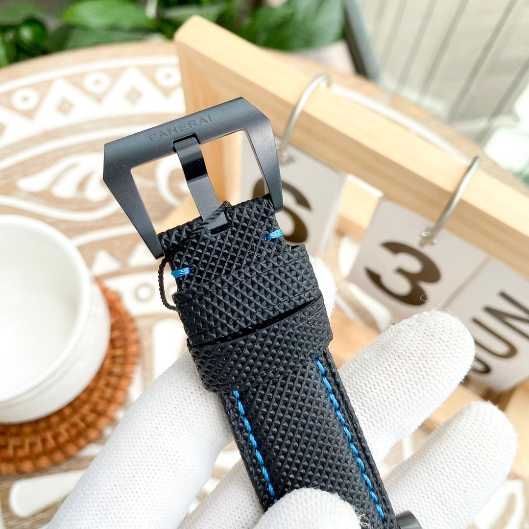 LUMINOR 1950 3 DAYS  CARBON TECH BLACK DIAL