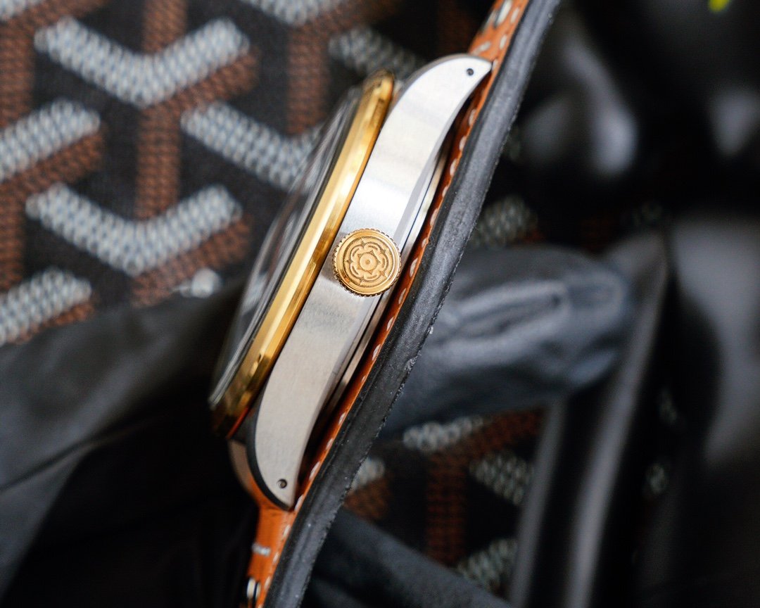 HERITAGE RANGER 41MM BLACK DIAL LEATHER STRAP
