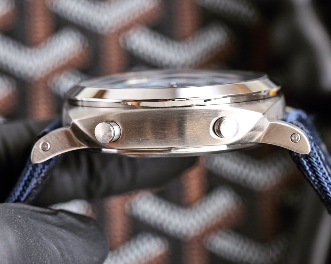 LUMINOR 47MM STEEL CASE PAM01218