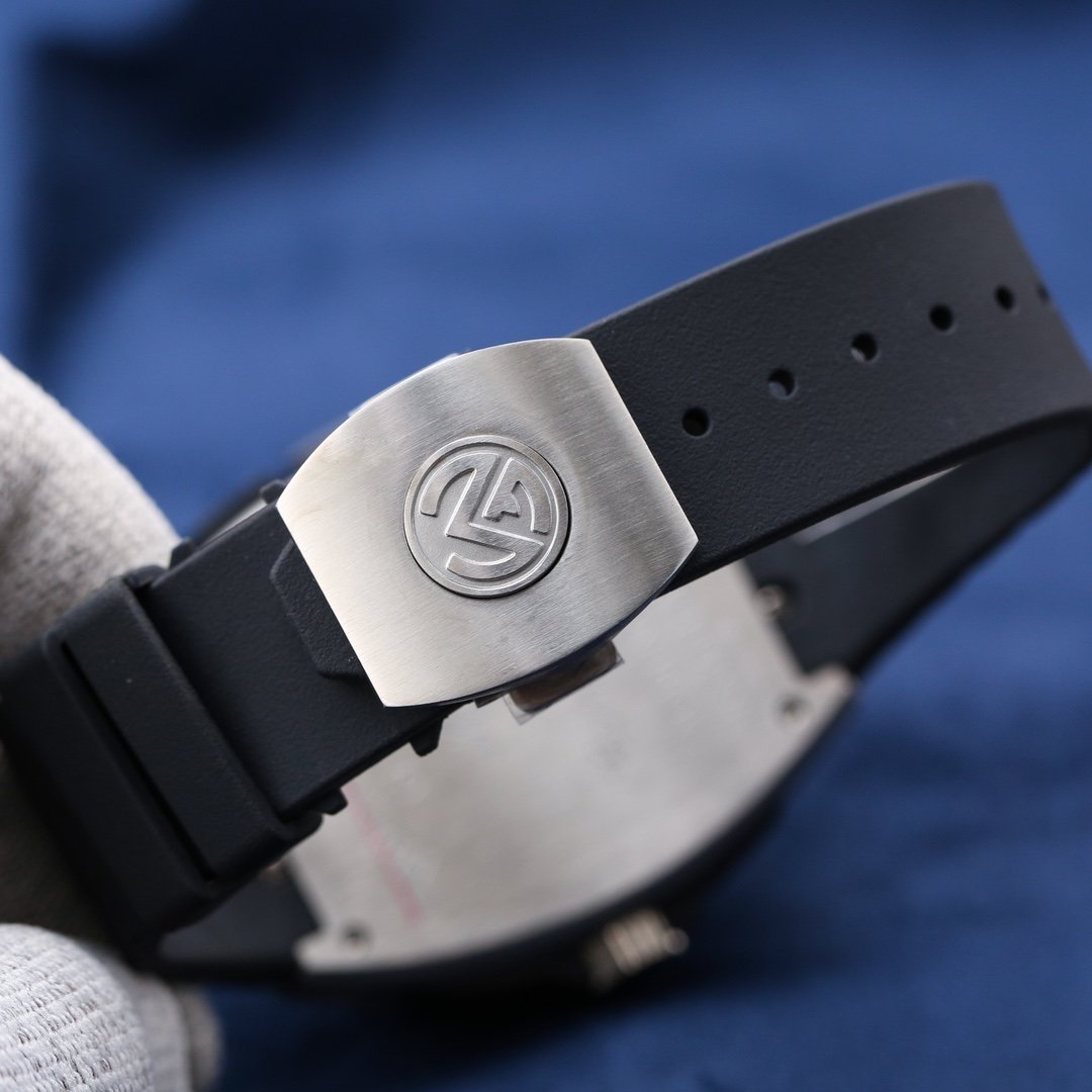 FRANK SKAFANDER 45MM RUBBER STRAP