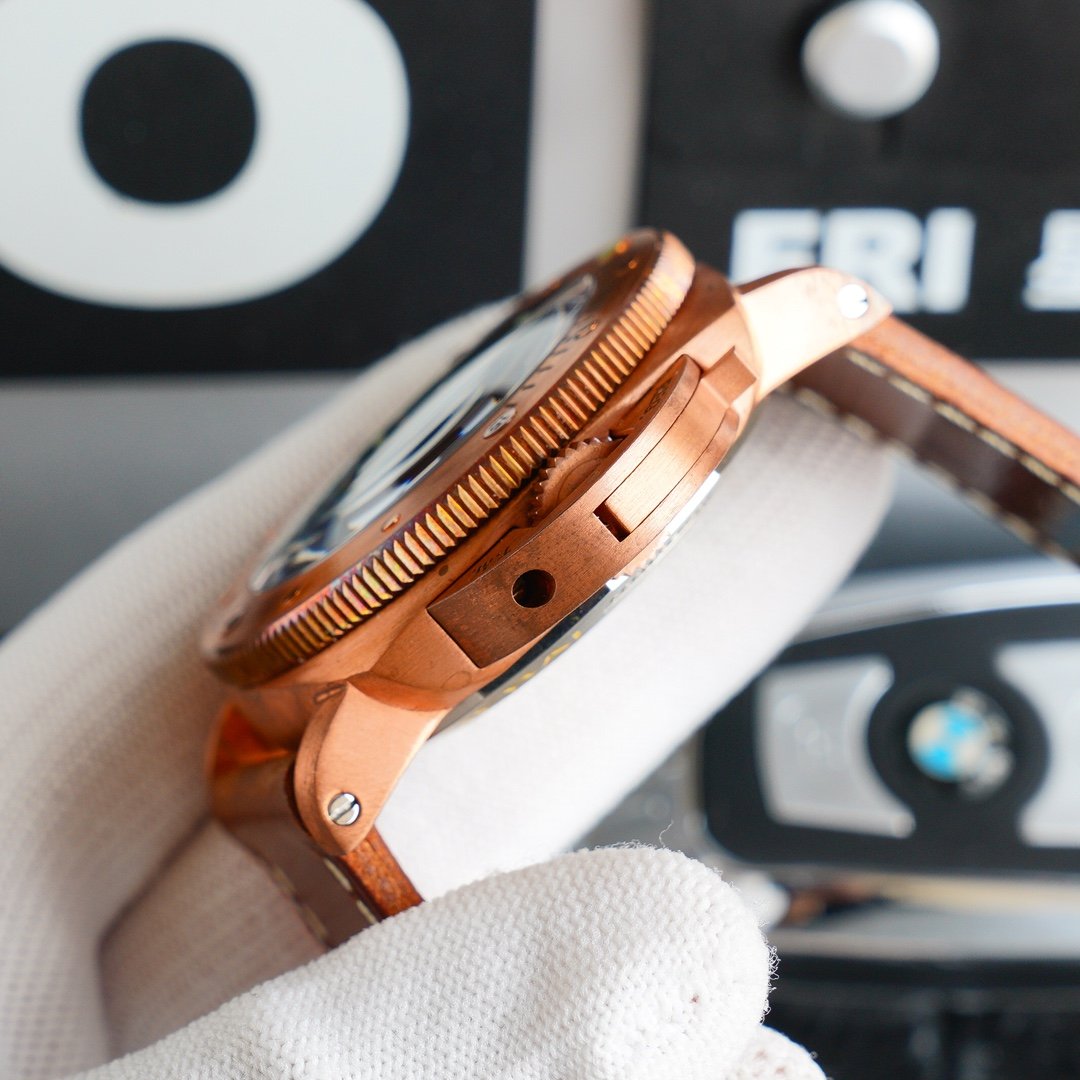 LUMINOR SUBMERSIBLE 1950 POWER RESERVE 47MM BRONZE