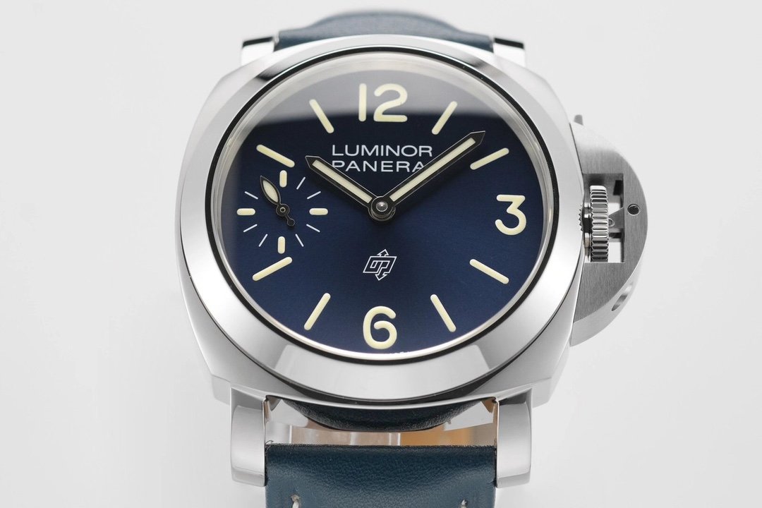 LUNIMOR BLUE DIAL STEEL CASE PAM1085