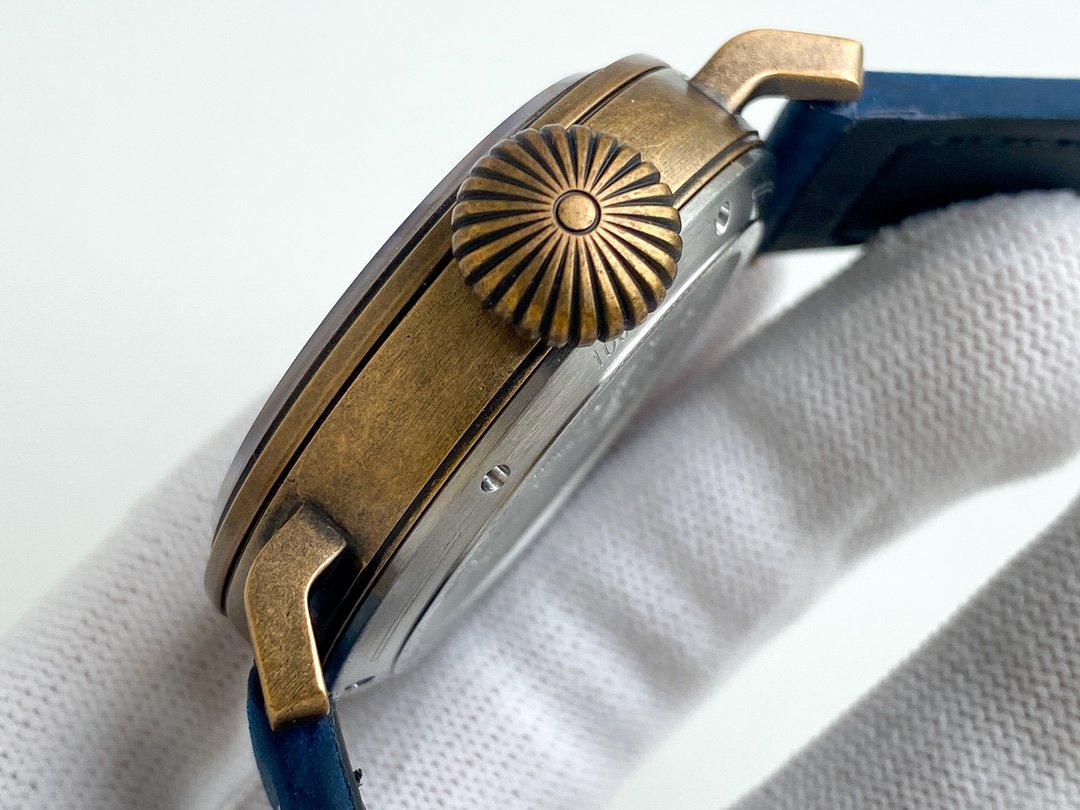 PILOT TYPE 20 45MM BRONZE CASE BLUE DIAL