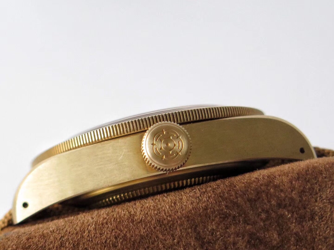HERITAGE BLACK BAY 43 BRONZE CHRONOMETER TEXTILE