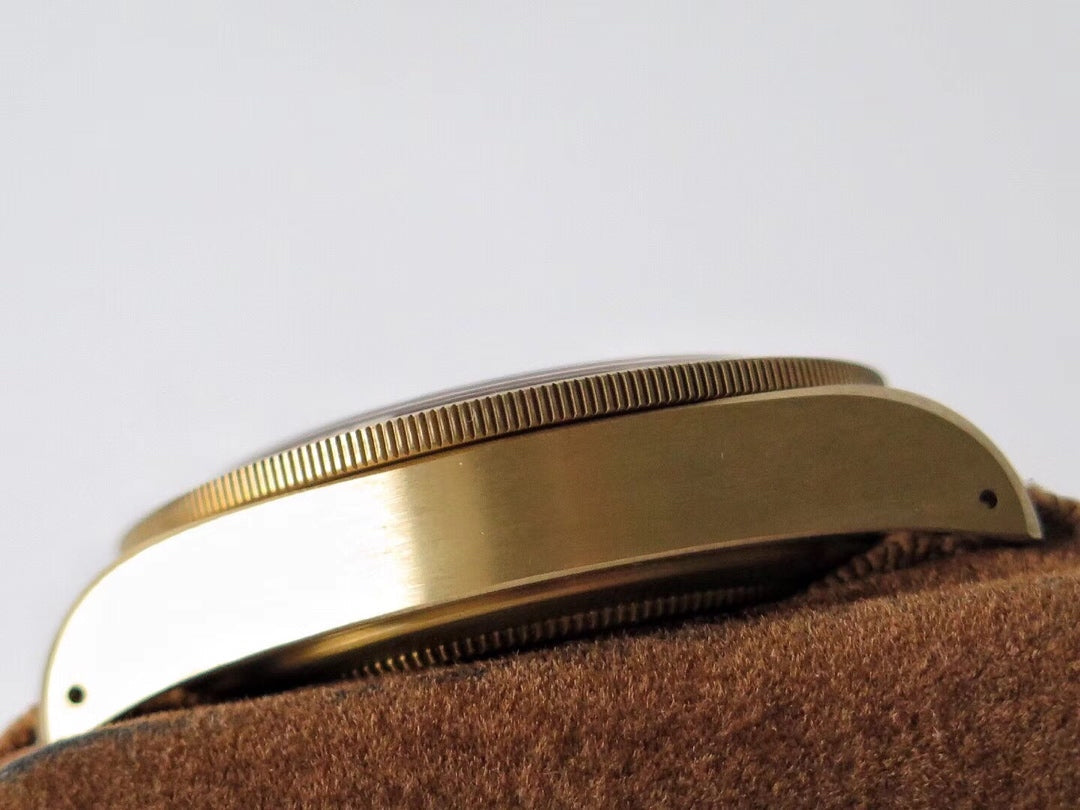 HERITAGE BLACK BAY 43 BRONZE CHRONOMETER TEXTILE