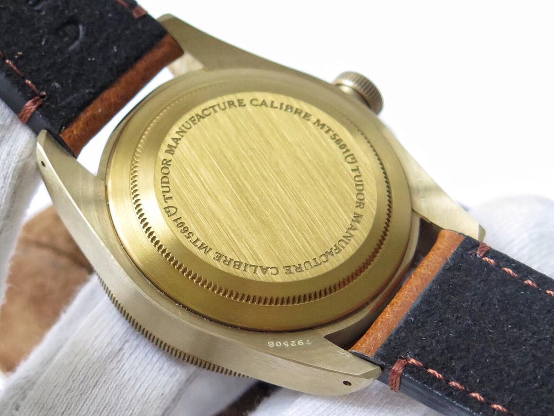 HERITAGE BLACK BAY 43 BRONZE CHRONOMETER LEATHER
