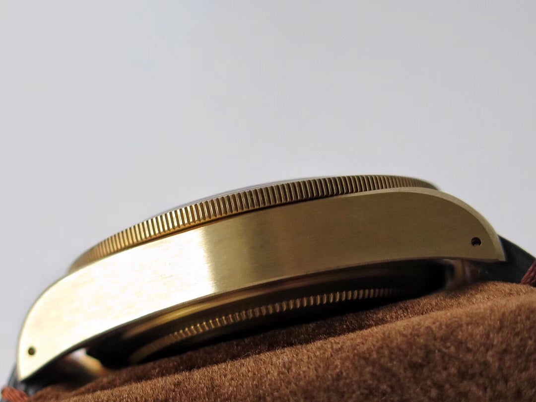 HERITAGE BLACK BAY 43 BRONZE CHRONOMETER LEATHER