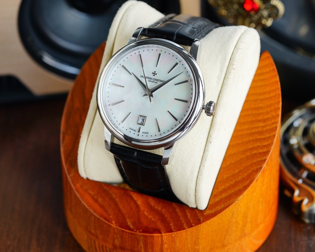 VACHERON PATRIMONY 40MM MOTHER OF PEARL DIAL