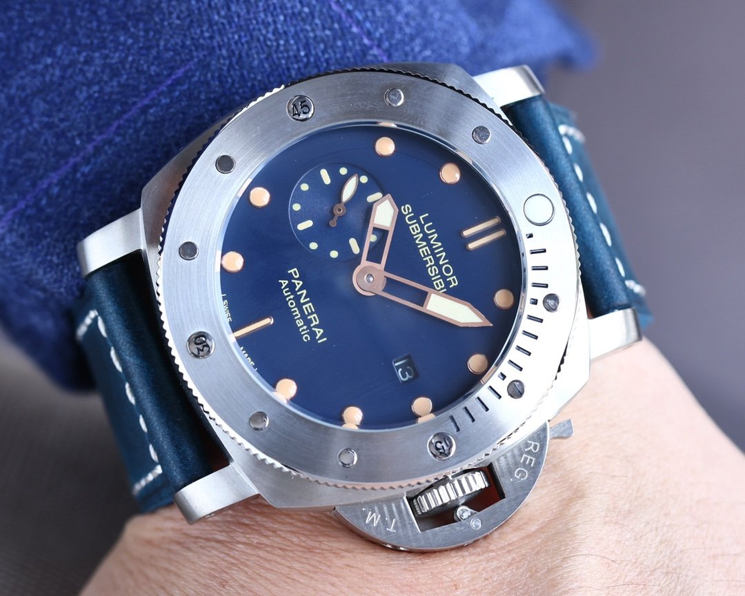 PANERAI SUBMERSIBLE 47 BLUE DIAL
