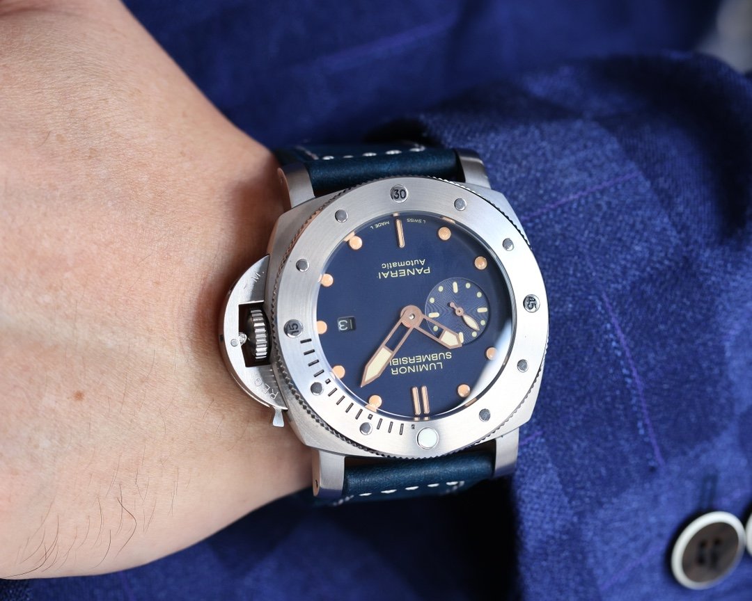 PANERAI SUBMERSIBLE 47 BLUE DIAL