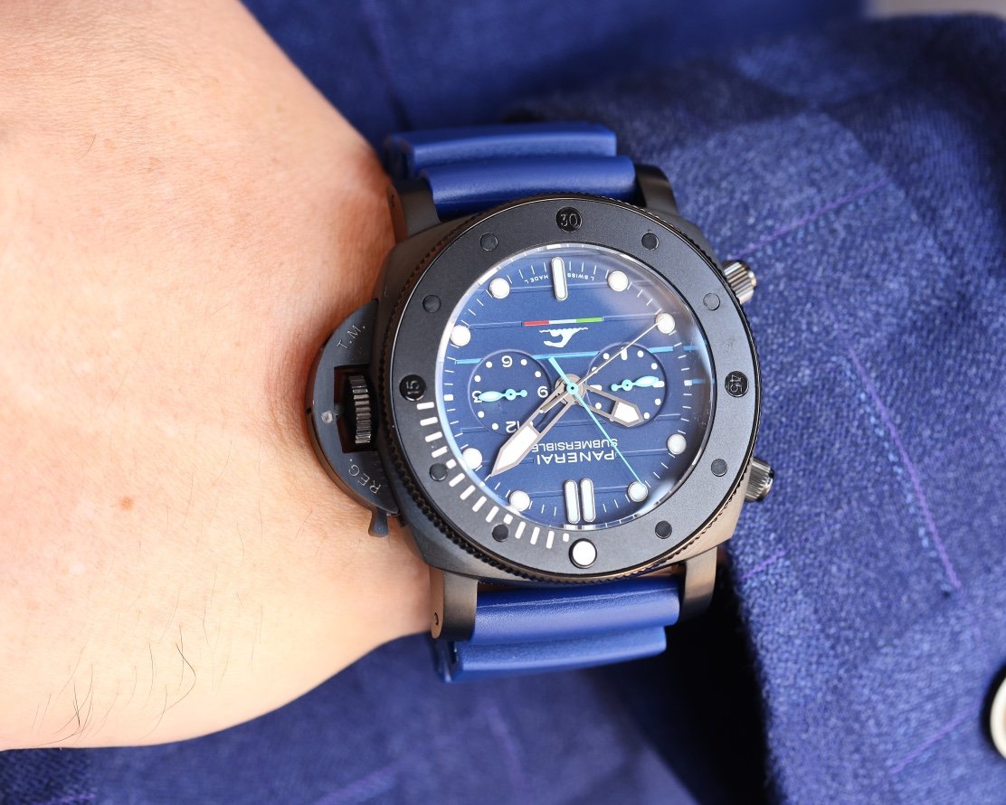 PANERAI SUBMERSIBLE 47 CHRONOGRAPH BLACK CASE BLUE DIAL
