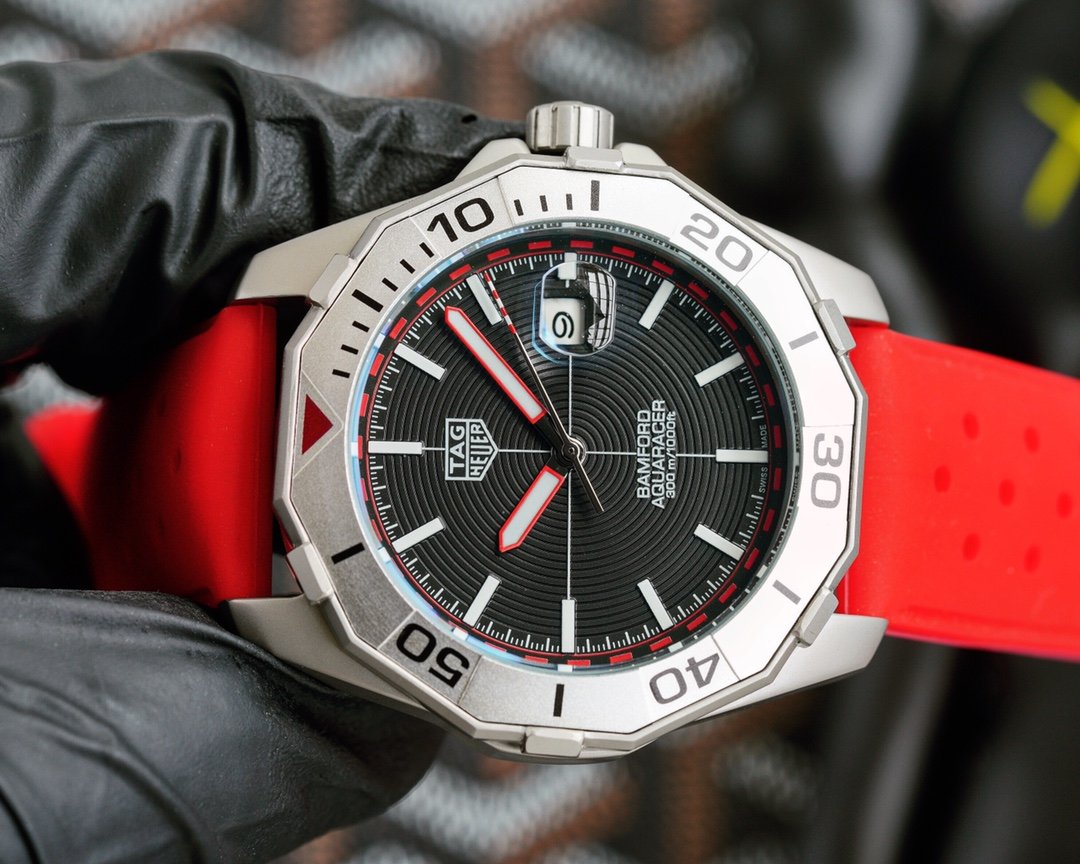 AQUARACER 300M 43MM BAMFORD STEEL CASE RUBBER