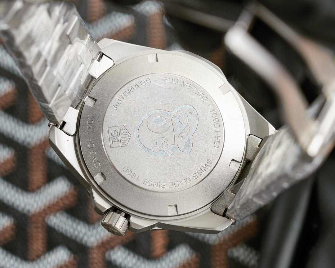 AQUARACER 300M 43MM BAMFORD STEEL CASE